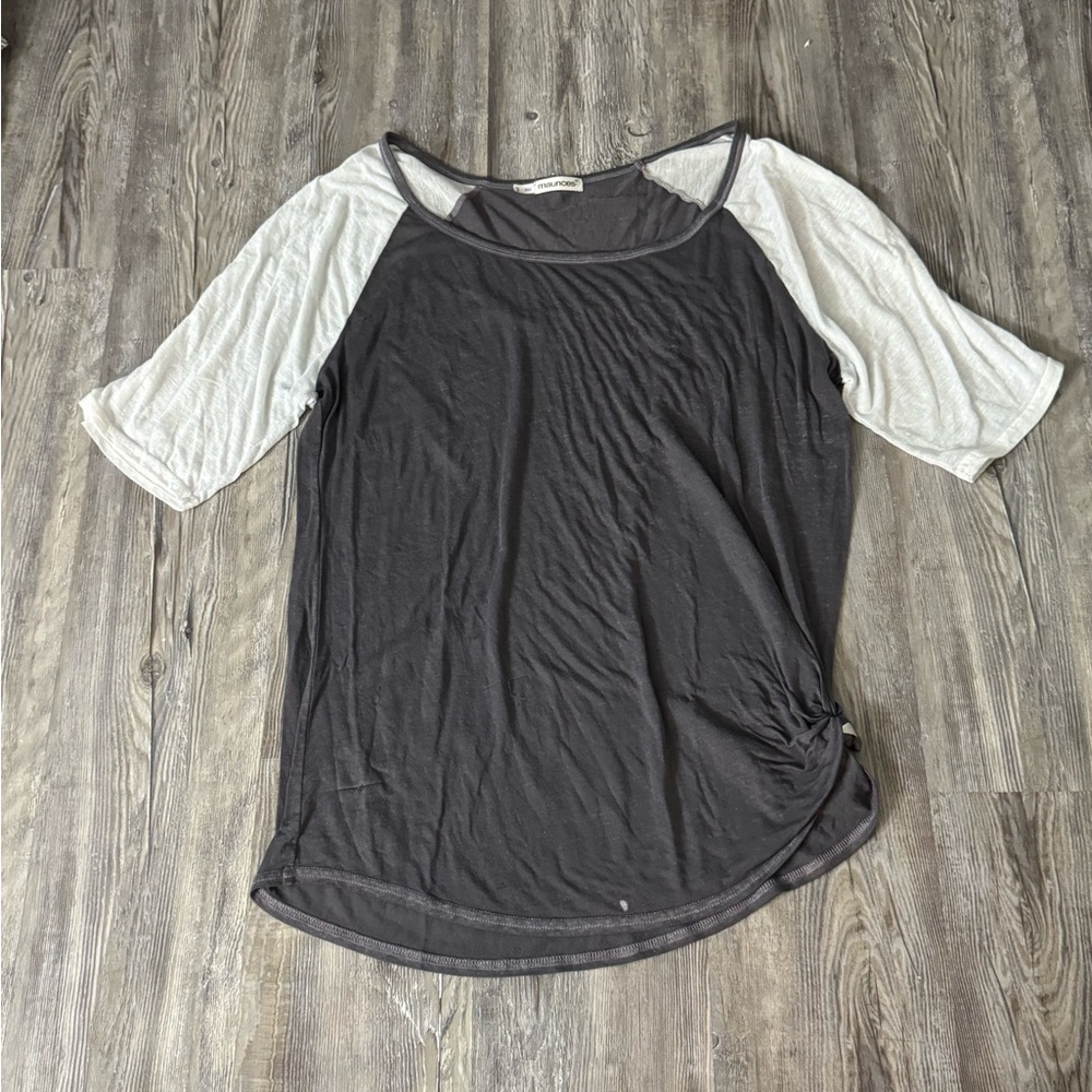 Maurices Gray and White Raglan 3/4 Sleeve Asymmetrical T-Shirt